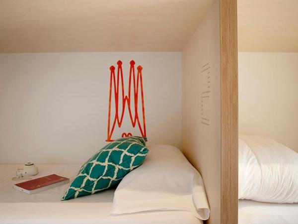 TOC Hostel Barcelona : photo 10 de la chambre lit dans dortoir mixte de 6 lits