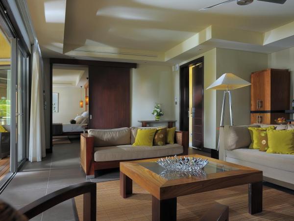 Trou aux Biches Beachcomber Golf Resort & Spa : photo 4 de la chambre suite senior côté plage avec piscine