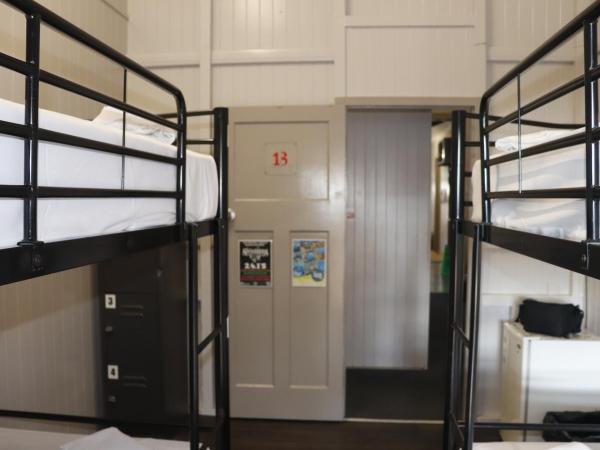 The Jack Backpackers : photo 2 de la chambre lit simple dans un dortoir de 4 lits