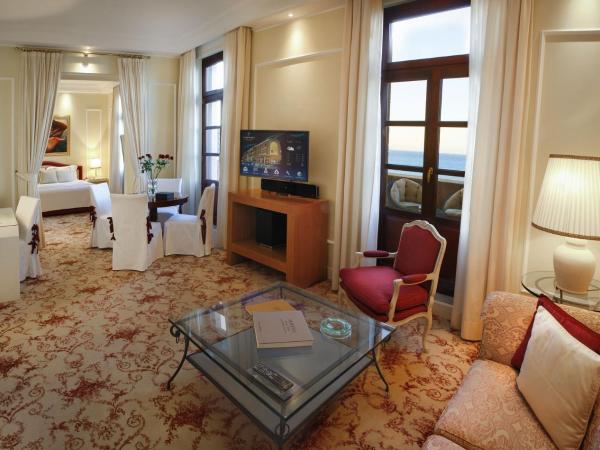 Grande Albergo Delle Rose : photo 7 de la chambre suite lit queen-size – vue sur mer