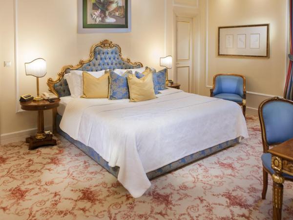 Grande Albergo Delle Rose : photo 1 de la chambre suite impériale