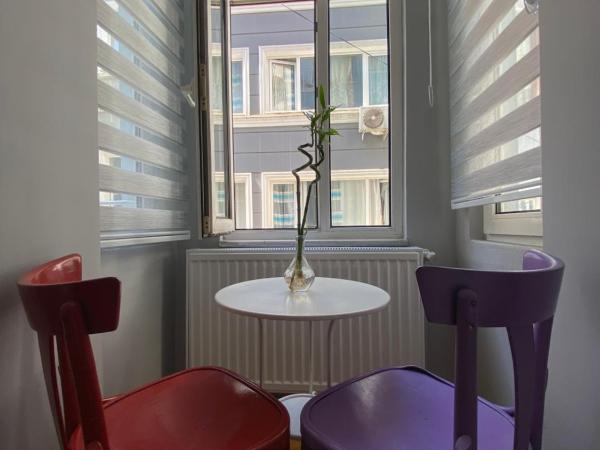 Windrose Hostel Istanbul : photo 4 de la chambre chambre double avec balcon