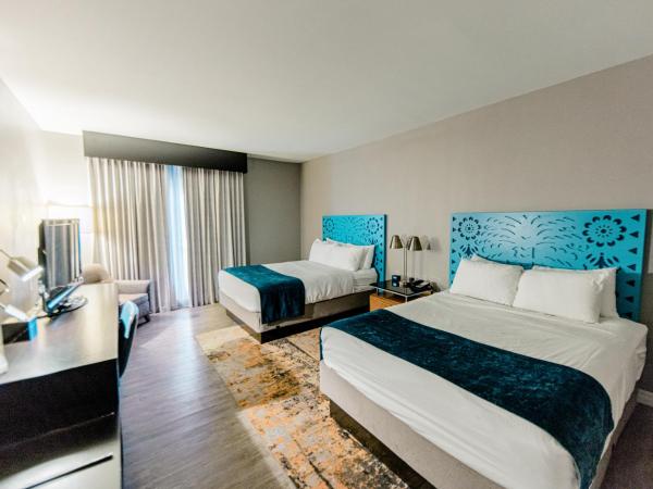 Hotel Indigo San Antonio Riverwalk, an IHG Hotel : photo 2 de la chambre chambre exécutive avec 2 lits queen-size - non-fumeurs