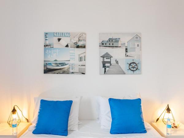 Encarnação Home : photo 4 de la chambre chambre double standard avec salle de bains commune