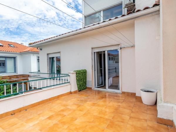 Encarnação Home : photo 5 de la chambre chambre double avec terrasse et salle de bains commune
