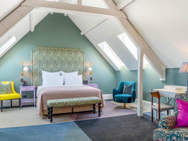 The Observatory Hotel Christchurch : photo 1 de la chambre chambre royale skylight