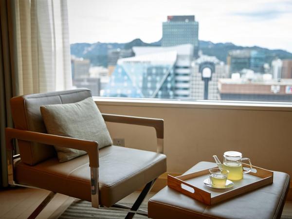 Lotte Hotel Seoul : photo 7 de la chambre suite chambre double junior club avec 1 lit d'appoint - accès au salon club pour 3 personnes
