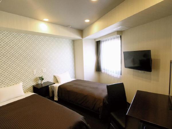 HOTEL LiVEMAX Nihonbashi Hakozaki : photo 4 de la chambre chambre lits jumeaux - fumeurs