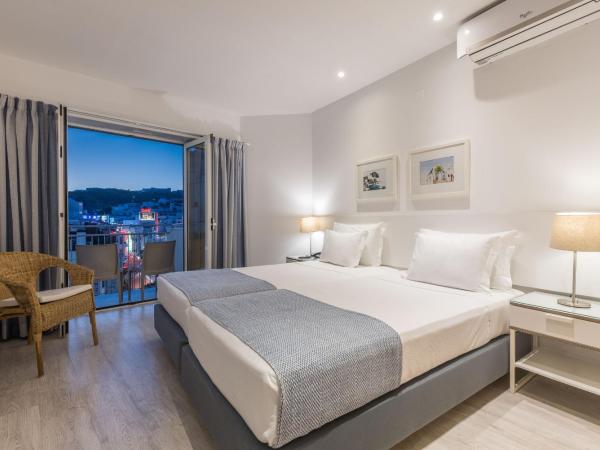 Hotel Baltum : photo 2 de la chambre chambre double ou lits jumeaux avec balcon