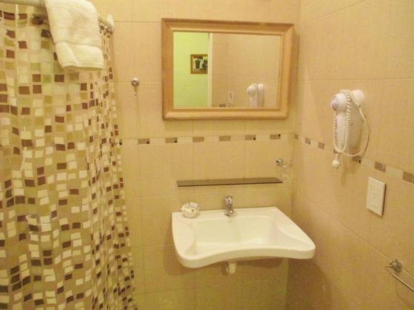 La Querencia de Buenos Aires : photo 5 de la chambre chambre double avec salle de bains privative