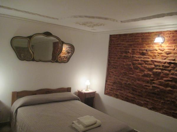 La Querencia de Buenos Aires : photo 5 de la chambre chambre familiale avec salle de bains privative