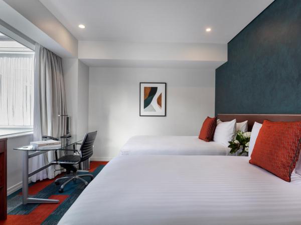 Rydges Auckland : photo 3 de la chambre chambre de luxe avec 2 lits doubles - vue sur ville