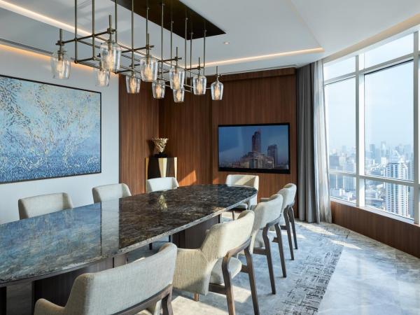 Centara Grand At CentralWorld : photo 7 de la chambre suite royale