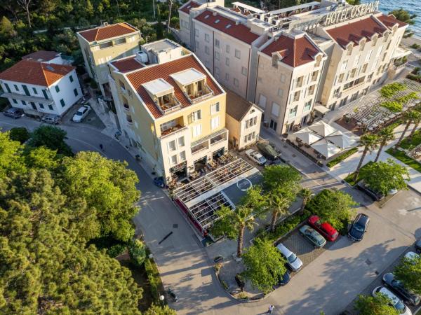 Apartel Park Osejava : photo 8 de la chambre appartement avec vue sur la montagne