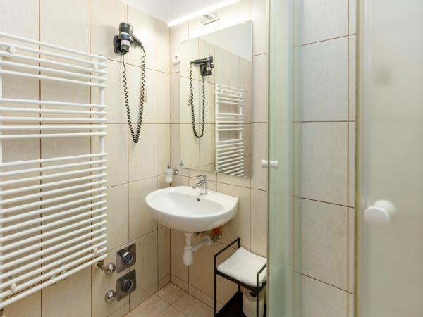 Servita Udvarház Eger : photo 9 de la chambre appartement deluxe