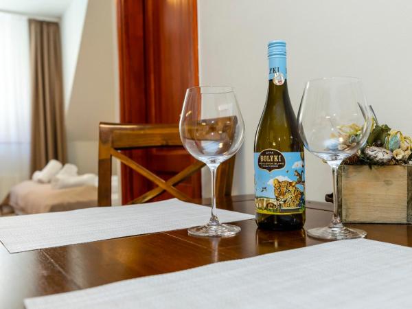 Servita Udvarház Eger : photo 4 de la chambre appartement deluxe