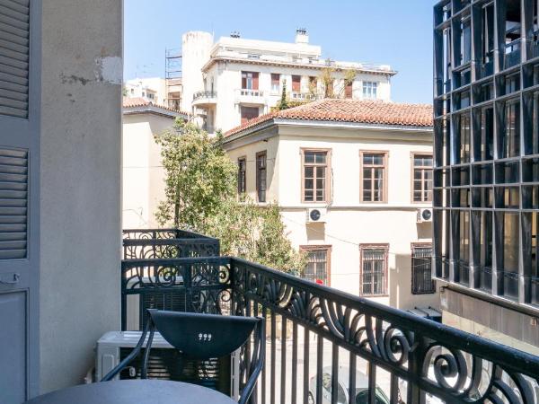 Dioskouros Hostel : photo 4 de la chambre chambre double standard avec salle de bains commune