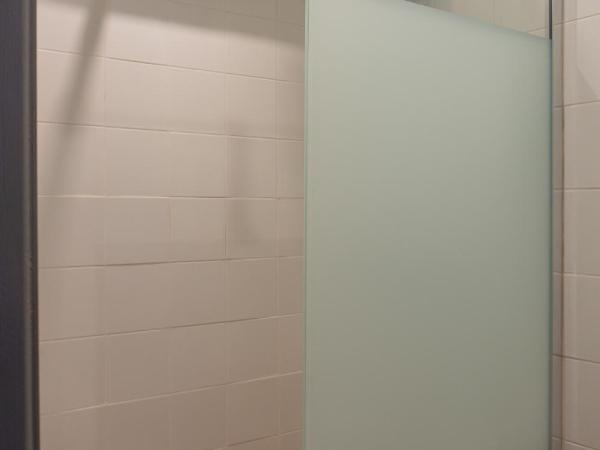 Dioskouros Hostel : photo 5 de la chambre chambre double avec salle de bains privative