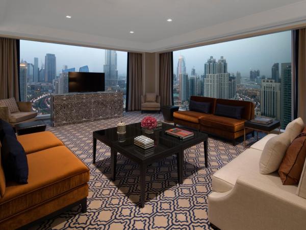 Taj Dubai : photo 6 de la chambre grande suite de luxe - vue sur la burj