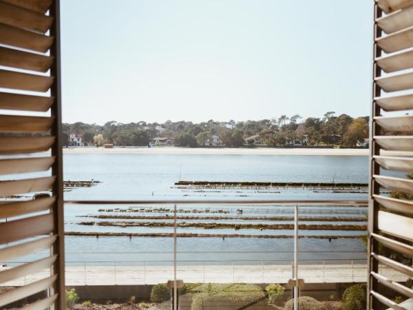 Hôtel & Spa Villa Seren : photo 6 de la chambre hébergement seren - vue sur lac