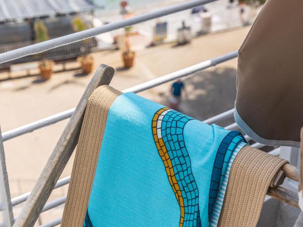 Hotel de La Plage - Mahogany : photo 10 de la chambre suite supérieure avec balcon - vue sur mer