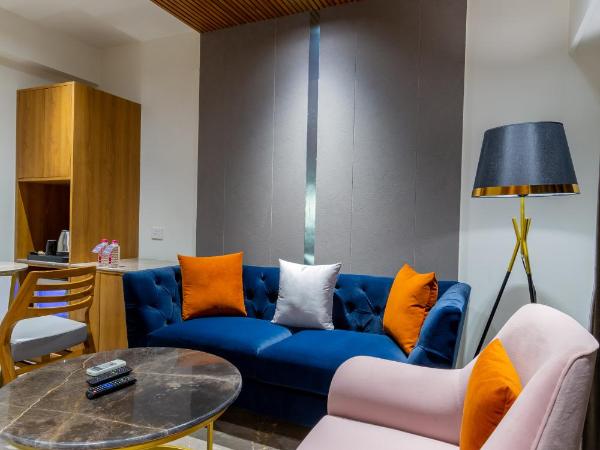 Hotel Nalanda : photo 10 de la chambre suite supérieure lit king-size