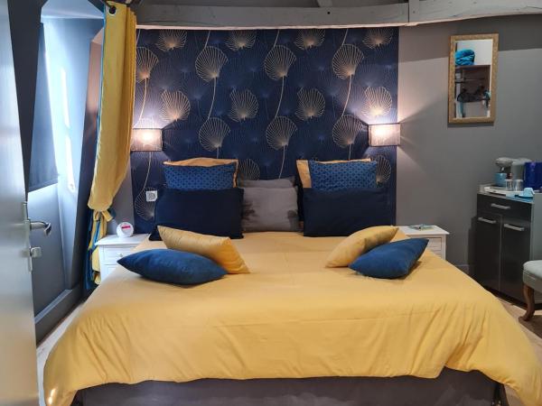 Les Rêves by Isa : photo 6 de la chambre chambre double avec salle de bains privative extérieure