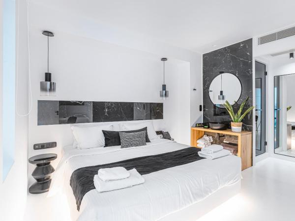 Tagoo Black Mykonos : photo 10 de la chambre suite 2 chambres - piscine troglodyte