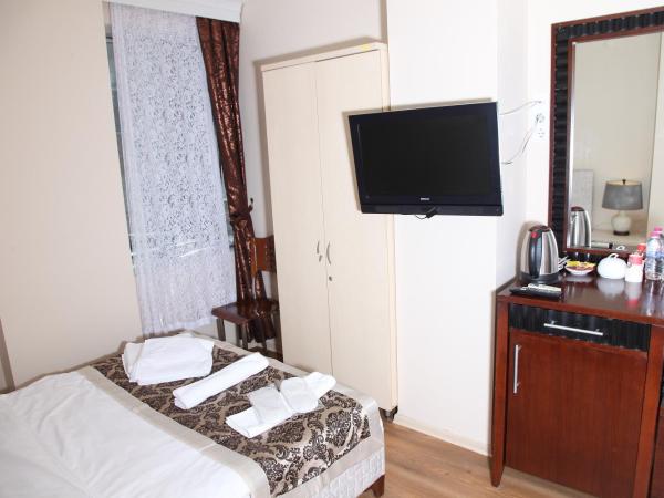 Çamlıca Tower Hotel : photo 3 de la chambre chambre double Économique