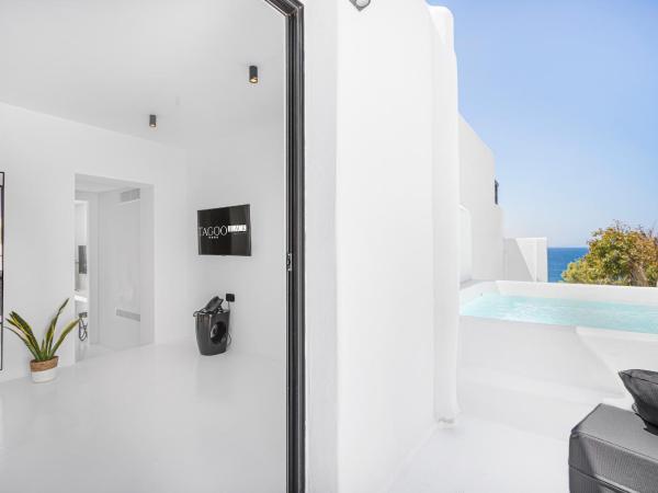 Tagoo Black Mykonos : photo 4 de la chambre suite junior avec piscine privée