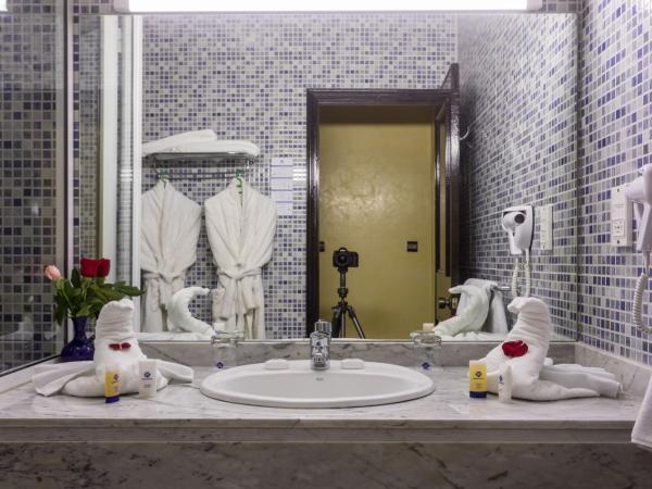 Hotel Meriem Marrakech : photo 6 de la chambre chambre double supérieure - vue sur piscine