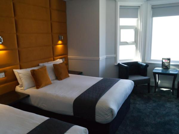 The Bromley : photo 3 de la chambre chambre triple supérieure - vue sur mer