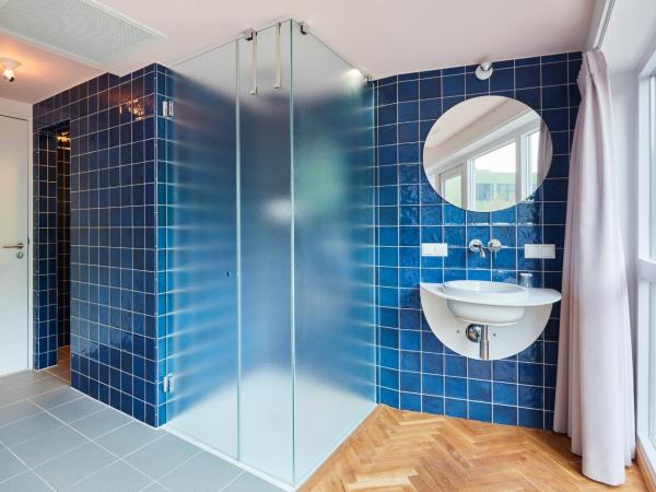 Hotel Not Hotel Rotterdam : photo 7 de la chambre hébergement château pas château