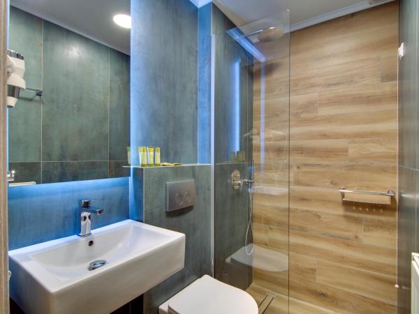 Politia : photo 4 de la chambre chambre lit queen-size