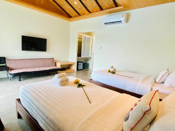 Good Times Resort Kanchanaburi : photo 7 de la chambre chambre lits jumeaux standard