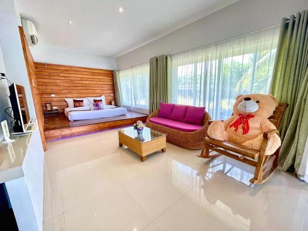 Good Times Resort Kanchanaburi : photo 6 de la chambre chambre double deluxe - vue sur rivière