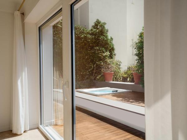 La Residenza Capri : photo 6 de la chambre suite junior avec bain à remous