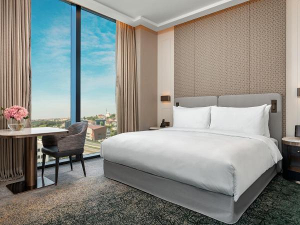 Address Istanbul : photo 3 de la chambre hébergement lit king-size d'angle premier