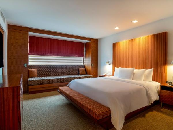 The Tony Hotel South Beach : photo 1 de la chambre hébergement lit king-size deluxe - vue sur ocean drive