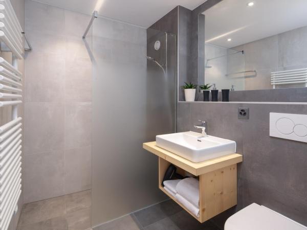 Petit Paradis : photo 4 de la chambre chambre double avec balcon