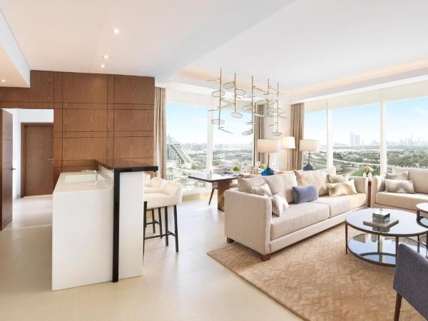 Sofitel Dubai The Obelisk : photo 2 de la chambre appartement 3 chambres