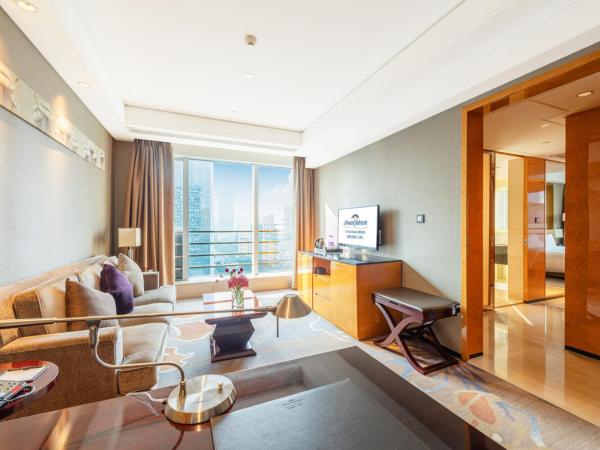 Howard Johnson Hi - Tech Plaza Chengdu : photo 2 de la chambre deluxe suite-smoking