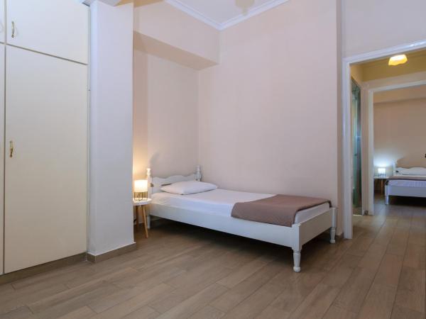 Archontiki City Hotel : photo 4 de la chambre chambre familiale supérieure