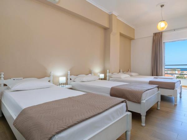 Archontiki City Hotel : photo 5 de la chambre chambre familiale supérieure