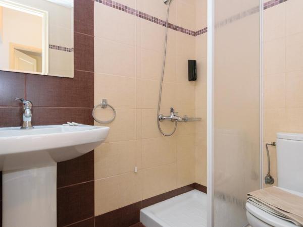 Archontiki City Hotel : photo 8 de la chambre chambre triple Économique