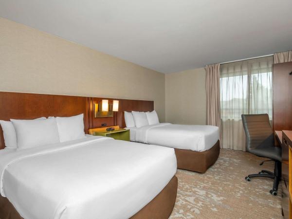 Comfort Inn West : photo 1 de la chambre hébergement 2 lits doubles - non-fumeurs - 2e Étage