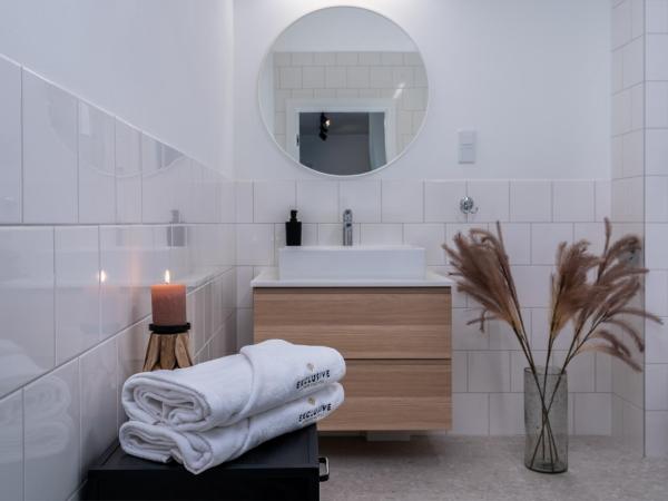 EXCLUSIVE Aparthotel Kraków Lubicz 40 : photo 4 de la chambre studio deluxe