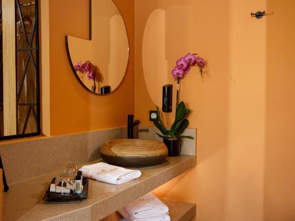 Palmera Beach Hotel & Spa - Adults Only : photo 1 de la chambre suite bien-Être avec jacuzzi