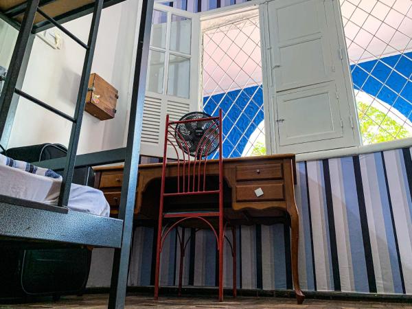 Home Center : photo 4 de la chambre dortoir pour femmes 4 lits