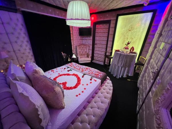 Xcite Hotel Salem : photo 3 de la chambre chambre double deluxe - vue latérale sur mer